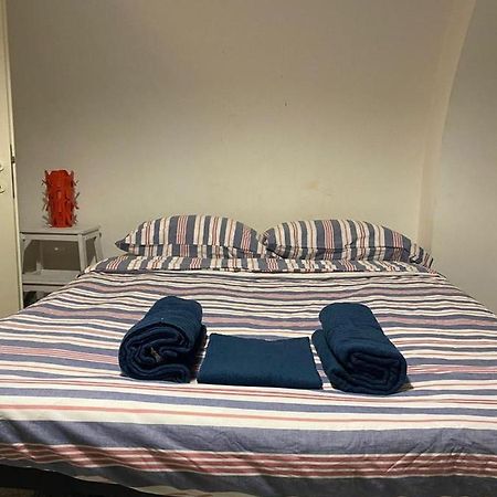 Little Flat - Bari Heart Apartment Bagian luar foto
